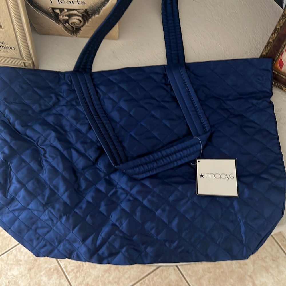 Quilted tote great for the beach!🌊